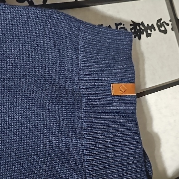 Obermeyer Vince Knit 1/2 Zip Sweater Size Small Admiral NWT - Picture 7 of 12